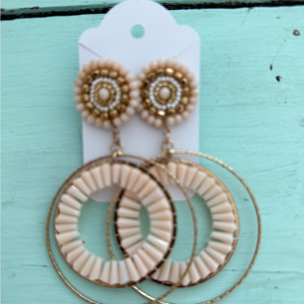 Elegant Gold And Cream Hoop Earrings 20$